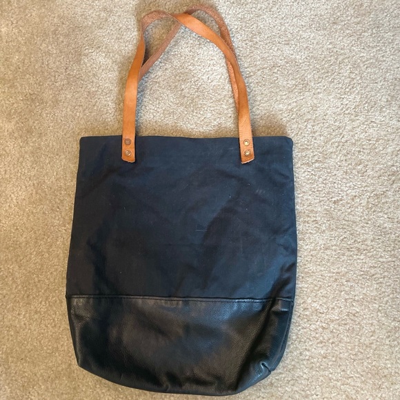 AWL Snap leather and canvas tote - Picture 2 of 6